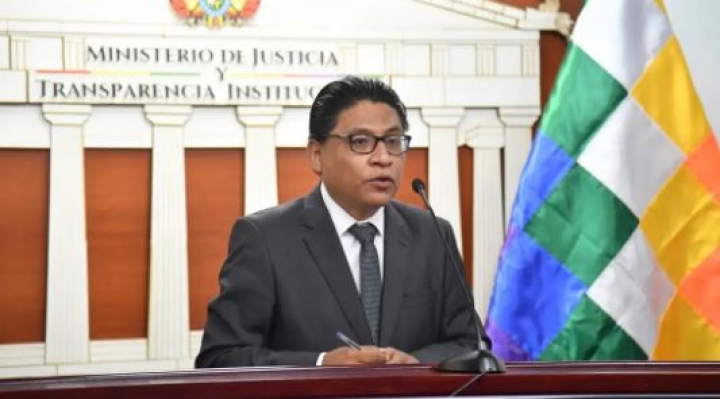 Ministro Lima plantea que mujeres decidan llevar a su agresor a la vía penal o a conciliación