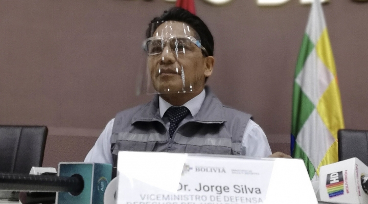 Viceministro Silva señala que gobiernos subnacionales no tienen permiso para comprar vacunas contra Covid