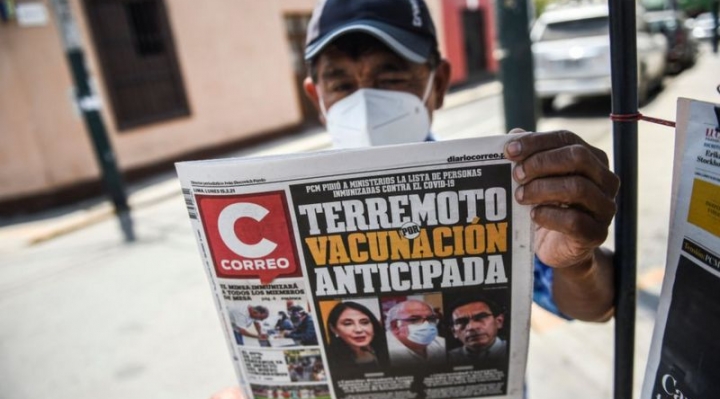 Coronavirus en Perú: 4 claves para entender el escándalo de las vacunas que convulsiona al país