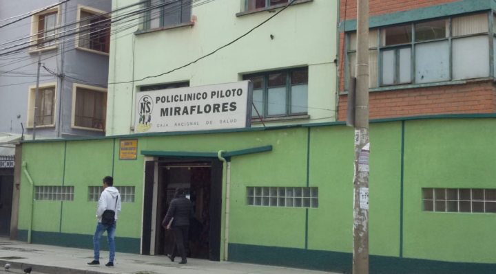 CNS anuncia inicio de vacunación en tres policlínicos desde este jueves en La Paz