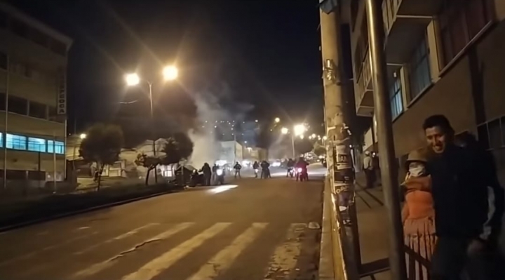Luego de las determinaciones tomadas por Adepcoca, anoche los Policías gasificaron a los cocaleros en Villa Fátima