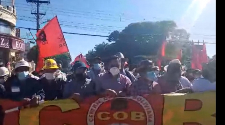 Arce y Choquehuanca encabezan la marcha por el Día del Trabajo en Santa Cruz