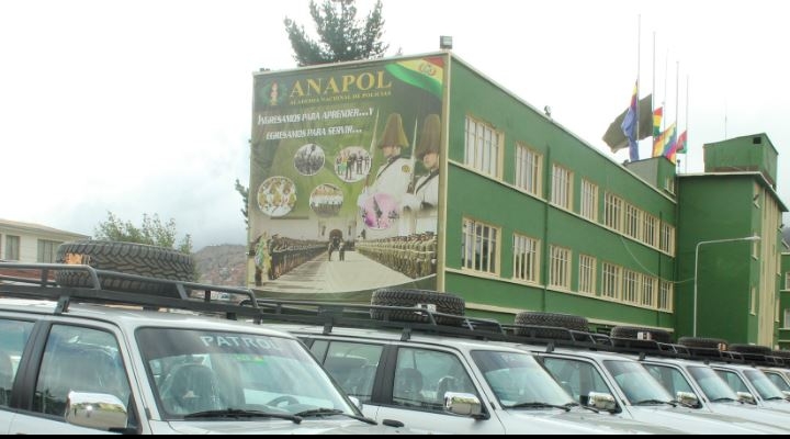 Gobierno apunta a “instancias superiores” de Unipol  por corrupción en ingreso de postulantes