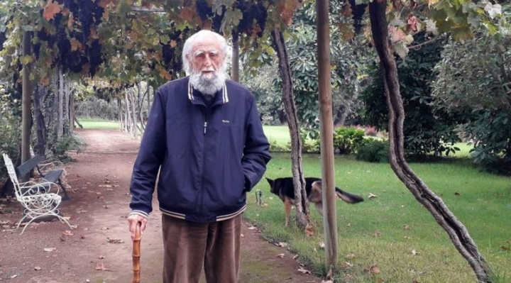 Gastón Soublette, filósofo chileno: "Los estallidos sociales muestran que la falta de solidaridad está llegando a su fin"