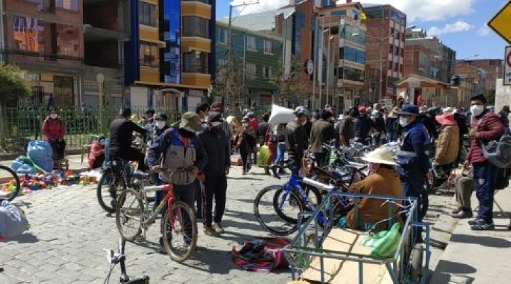 El Alto se suma a la propuesta de La Paz de restringir horas de circulación para contener la Covid