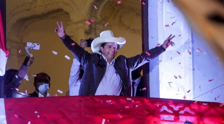 Pedro Castillo es proclamado ganador de las elecciones presidenciales en Perú