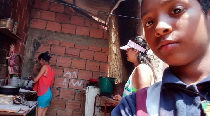 "Es como si Venezuela ya no existiera": cómo viven los niños la odisea de dejar su país y empezar en otro (sin intenciones de regresar)