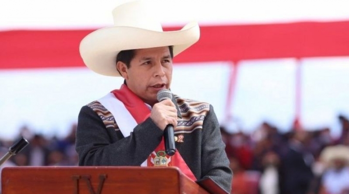 Pedro Castillo: qué pasó en la Pampa de la Quinua, el importante lugar para Sudamérica donde juramentó el nuevo presidente de Perú