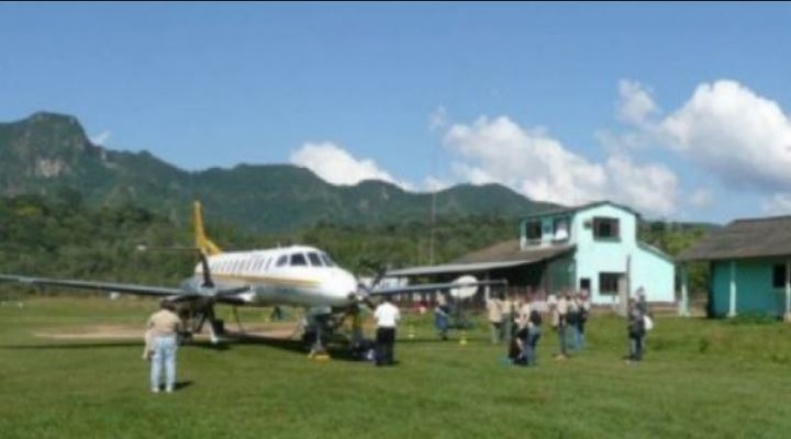 Parte vuelo solidario a Rurrenabaque, con precio de pasaje por tierra, para atender a norte aislado