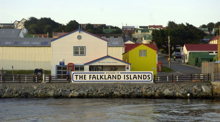 La polémica en Argentina por la construcción de un nuevo puerto británico en las islas Malvinas/Falklands