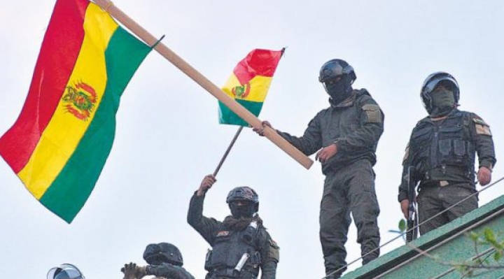 Fiscalía de Cochabamba abre procesos contra ocho policías por el “golpe de Estado”