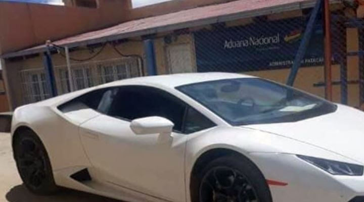 Aduana y Asfi se resisten a identificar a dueño de Lamborghini y piden que lo haga la UIF