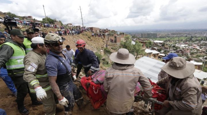 Un derrumbe deja un fallecido en Cochabamba
