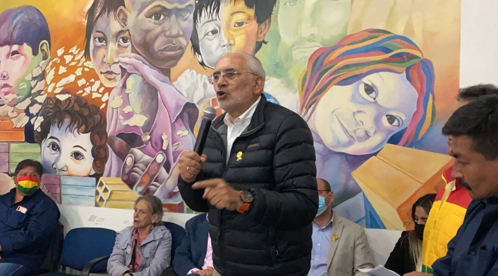 Carlos Mesa asegura que Evo Morales y Luis Arce hipotecaron la democracia