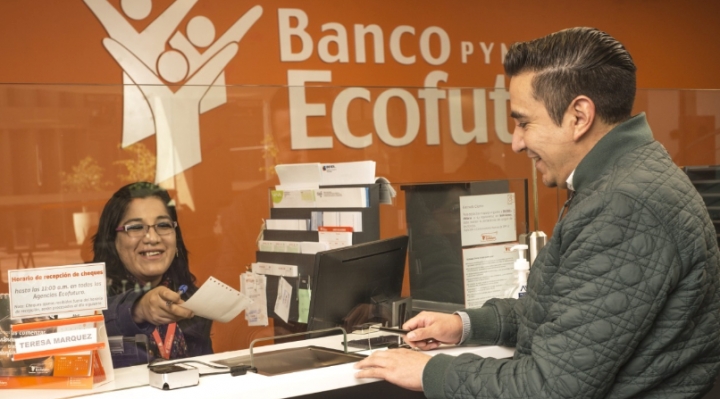 Ecofuturopagó en 10 días más de Bs 21  millones del bono Juancito Pinto