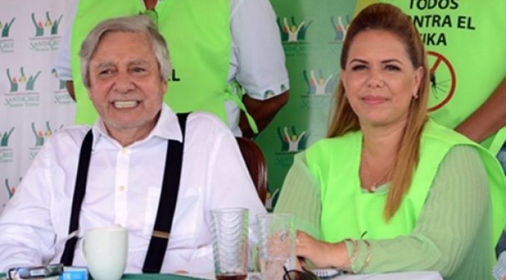 Fiscalía no descarta anotar los bienes de familiares de Percy Fernández y Angélica Sosa