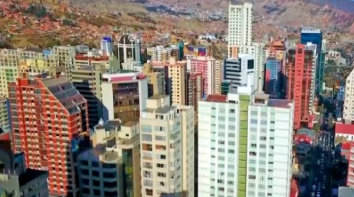 Arranca plan de regularización de edificaciones fuera de norma en el municipio de La Paz y esperan llegar a 30.000 beneficiarios 