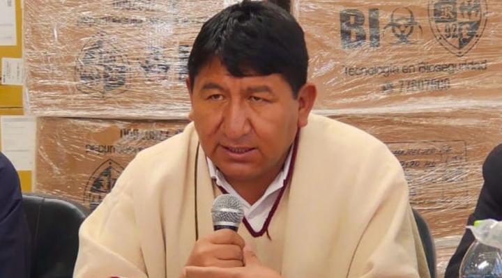 Gobernador de Potosí: la empresa sabrá qué hacer con las ambulancias