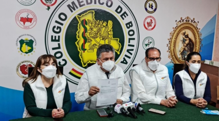 Médicos suspenden movilizaciones e irán a un diálogo con el Gobierno