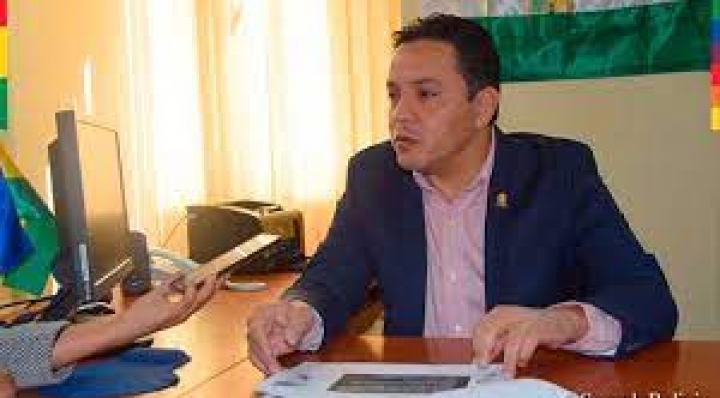 Senador Montero pide a Fiscalía informe porqué no investigó de oficio sobre título falso de García Linera
