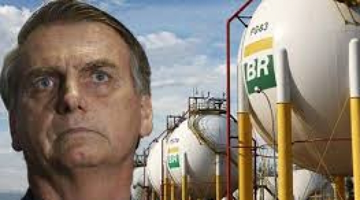 Bolsonaro se enoja por recorte del 30% del gas desde Bolivia y destituye al director de Petrobras