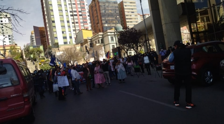 Grupos de choque del MAS, el mecanismo del Gobierno para amedrentar a la sociedad civil y frenar el derecho a la protesta 