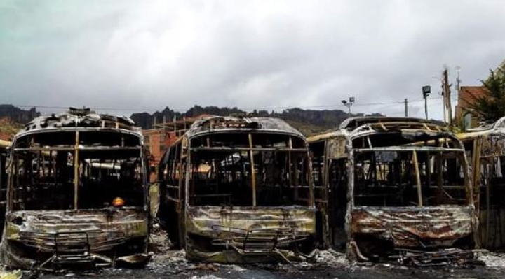 Alcaldía disconforme con sentencia a Jesús Vera, apelará fallo por destrozo de buses PumaKatari