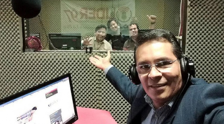 Periodista Gonzalo Rivera denuncia acoso del gobierno y exige garantías