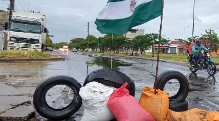 Encuesta: el anunciado paro indefinido cruceño tiene apoyo mayoritario