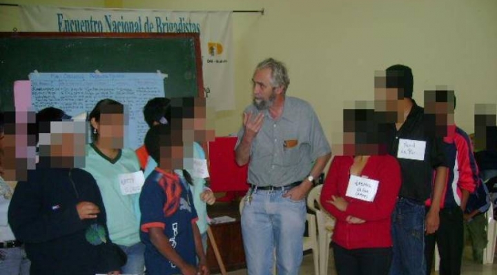 Nueva denuncia contra Jesuita que fundó la Defensa de Niños y Niñas Internacional en Bolivia
