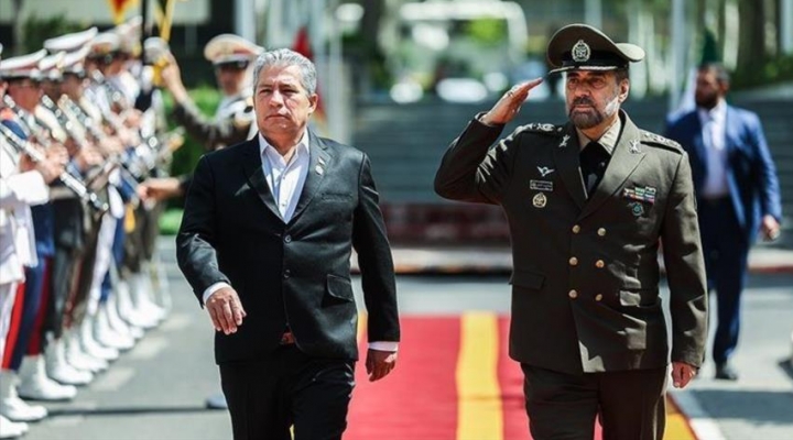 Irán afirma que está dispuesto a satisfacer necesidades en defensa de Bolivia