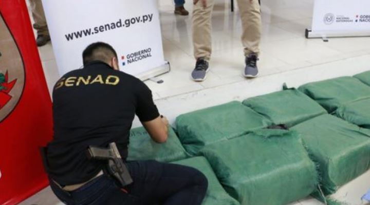 En Paraguay confiscan casi media tonelada de droga proveniente de Bolivia; hay un boliviano detenido