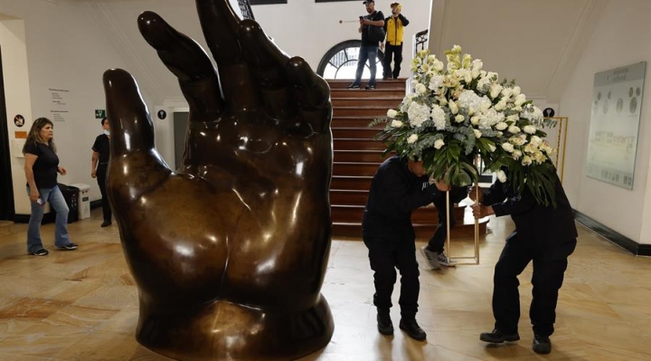 Embajadas de Colombia en mundo abrieron libros de condolencias para Fernando Botero