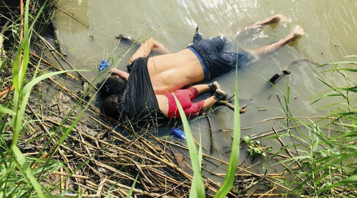 Conmoción y fuertes críticas contra Trump tras muerte de un migrante salvadoreño junto a su hija