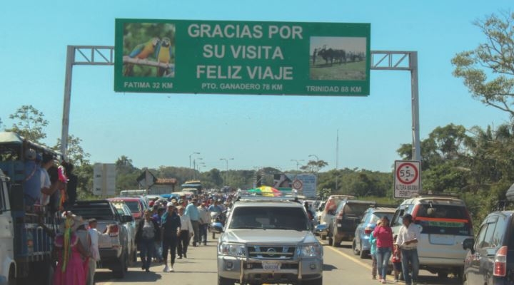 Evo pide identificar a “enemigos del Beni” en inauguración de carretera a San Ignacio de Moxos