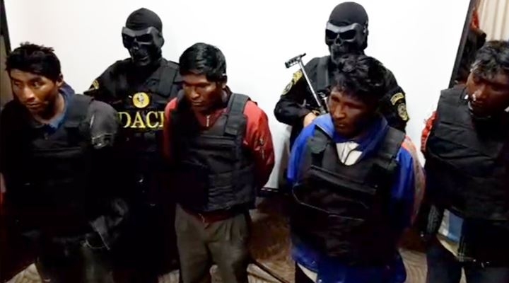 Presentan a presuntos autores por la muerte de dos jóvenes en el Cerro Rico de Potosí