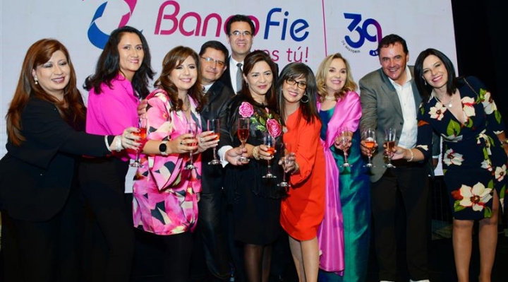 Banco FIE celebra 39 años de historia ratificando su compromiso con el Desarrollo Sostenible 