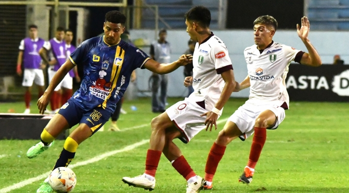 Sudamericana: Tomayapo cae dando pelea en Ecuador y acaba último en su grupo