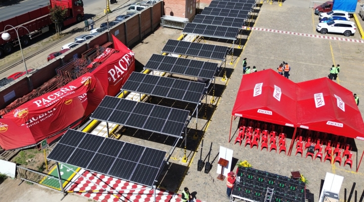 CBN inaugura un parqueo de paneles solares en su Centro de Distribución El Alto