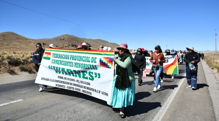 Tras cinco días de marcha, gremiales prevén llegar este sábado a la Apacheta