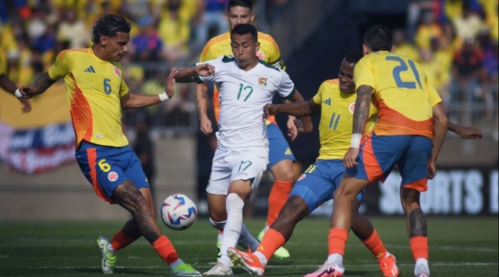 En puertas de la Copa América Zago hace más pruebas y la selección la pasa mal 