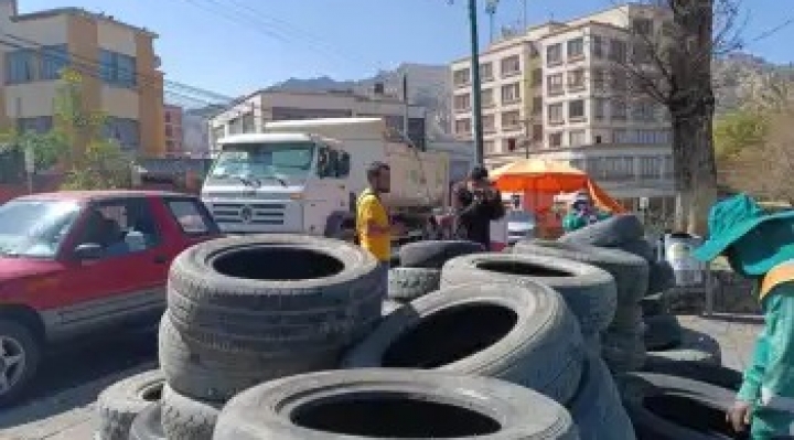 Para evitar quema de llantas usadas en San Juan, Alcaldía inicia acopio de al menos dos mil unidades