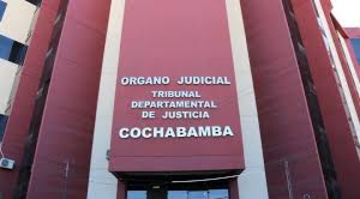 Jueza ordena a Choquehuanca validar la sesión que fue presidida por Andrónico