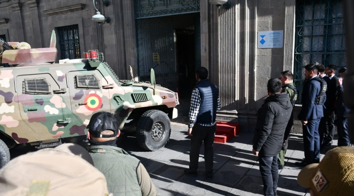 Cronología: los hechos antes, durante y después de la movilización de militares en plaza Murillo