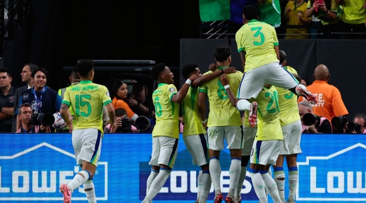 Brasil castiga a Paraguay y está casi clasificado con un show de Vinicius Junior 
