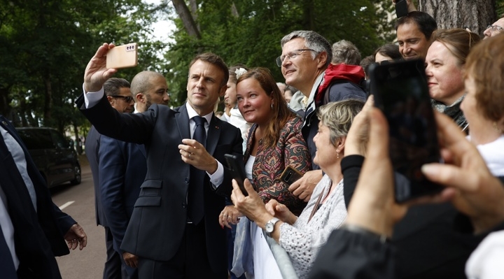  Macron esperará a que se estructure la  nueva Asamblea para decidir sobre el Gobierno