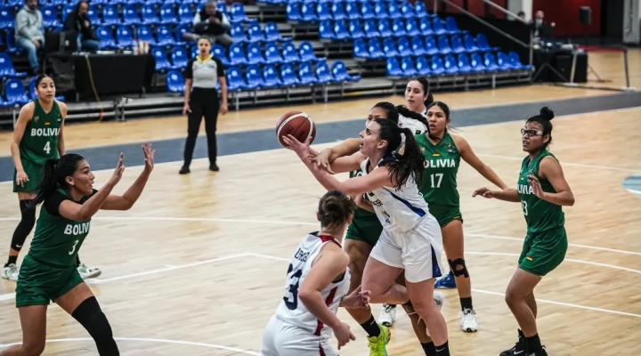 Básquetbol: Bolivia cae ante Paraguay en un partido parejo de la ronda de consuelo