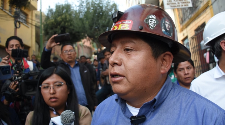 Huarachi advierte la toma de la Asamblea Legislativa en la marcha de este martes