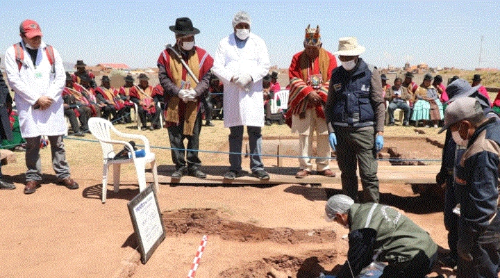Recuperan objetos prehispánicos en el centro ceremonial de Kalasasaya