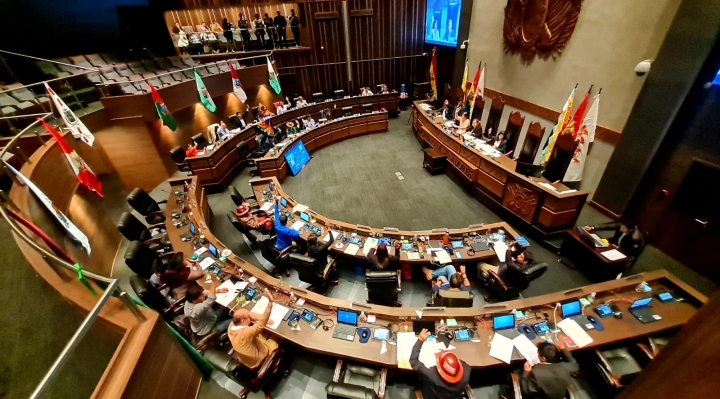 La Cámara de Senadores sanciona la Ley 035  que modifica la norma de pensiones